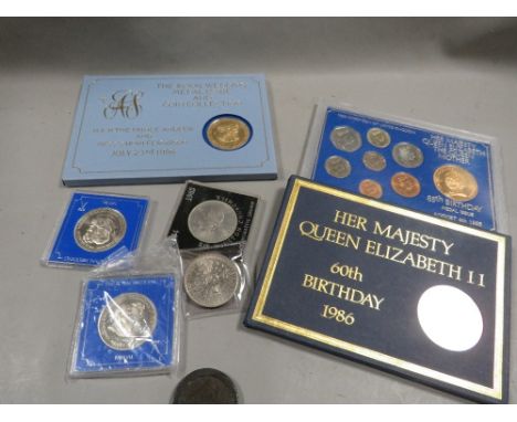 A collection of coins, to include 1797 cartwheel two pence, a cased Canada 1986 silver proof dollar, various modern crowns et