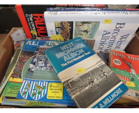 A tray of West Bromwich Albion collectables to include football programmes. annuals etc