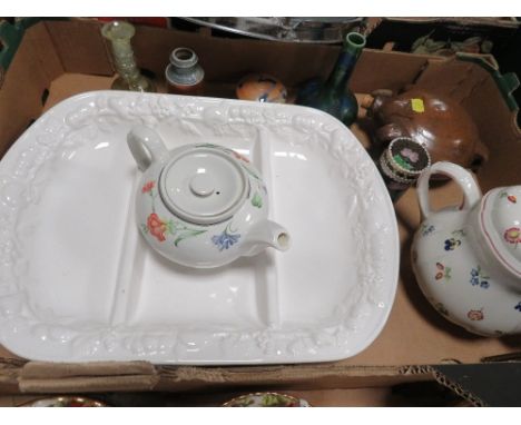 A tray of various items to include a Villeroy &amp; Boch teapot and a pilgrim flask