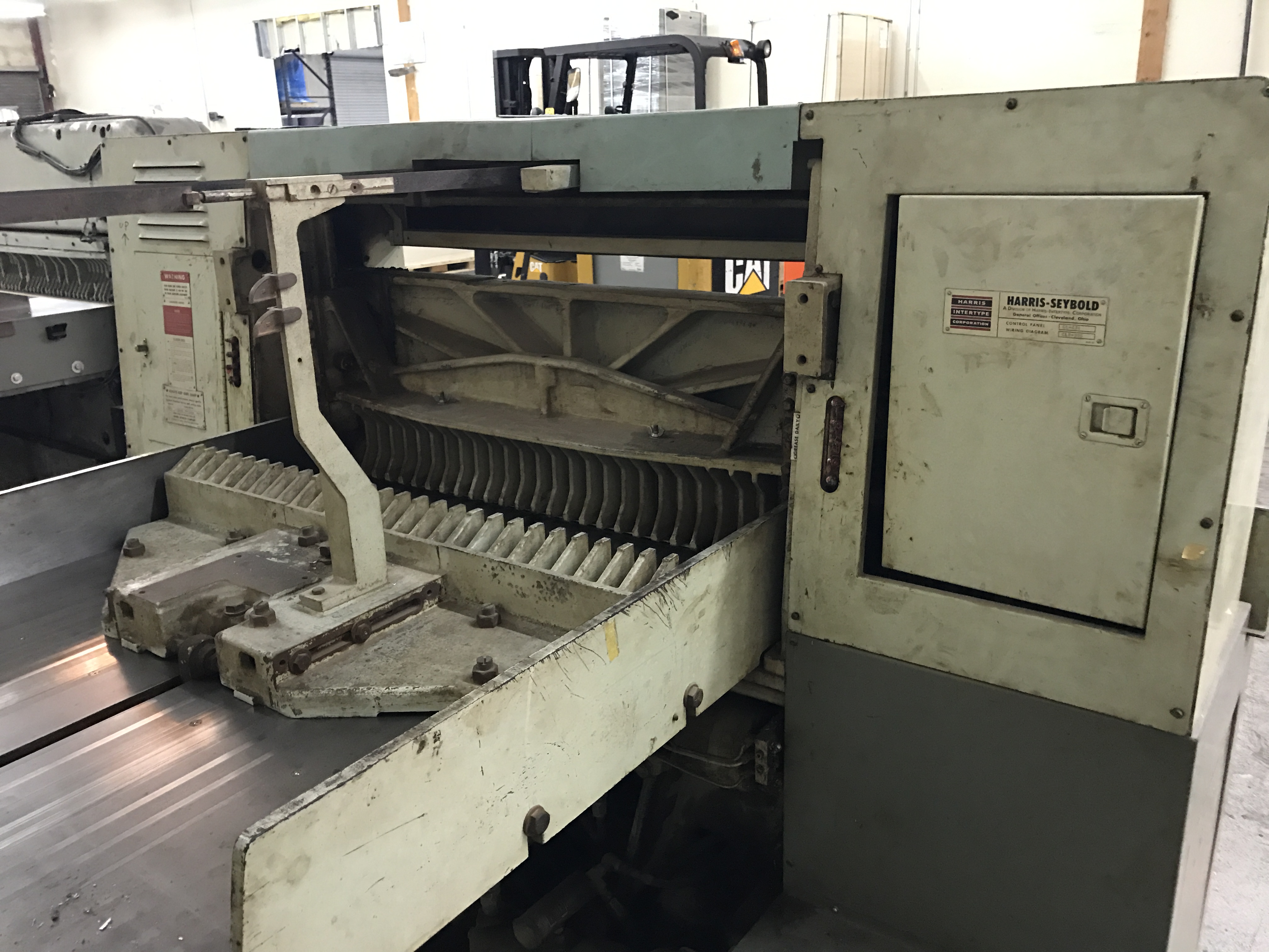 Paper Cutter, HarrisSeybold Citation, 42'' blade, manual