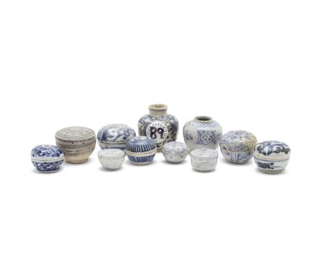 A GROUP OF MINIATURE BLUE ANBD WHITE BOXES AND JARLETS
With various decoration including a duck in a lotus pond; deer; flower