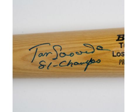Rawlings Big Stick Professional Model bat signed by Tom Lasorda, Los Angeles Dodgers, 81 Champs. Certificate of authenticity 