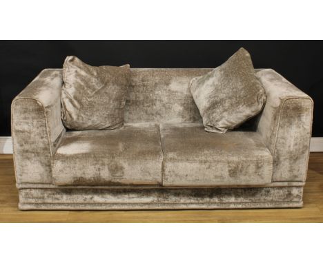 A contemporary hotel reception sofa, 70.5cm high, 173cm wide, the seat 124cm wide and 75cm deep 