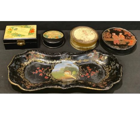 A Victorian papier-mâché pen tray; two Victorian papier-mâché boxes; a Georgian chinoiserie circular box; a horn snuff (5) 