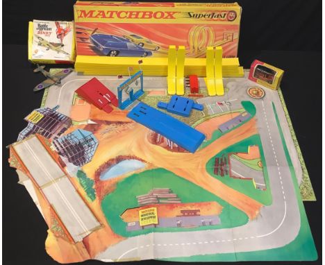 Toys &amp; Juvenalia - Matchbox Y-1 1911 model T Ford, window boxed; Matchbox Superfast #sf-4 double loop race set, boxed; Ma