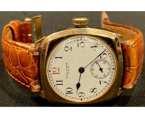 A 9ct gold vintage Waltham wristwatch 