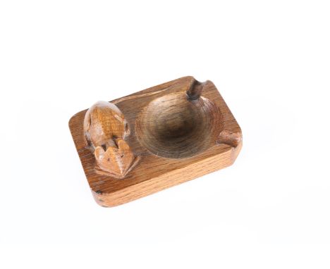 ROBERT THOMPSON OF KILBURNA MOUSEMAN OAK ASHTRAY, CIRCA 1970's, of characteristic form with carved mouse signature. 10cm wide