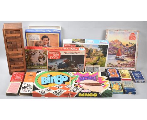 A Collection of Vintage Puzzles, Games, Playing Cards Etc 