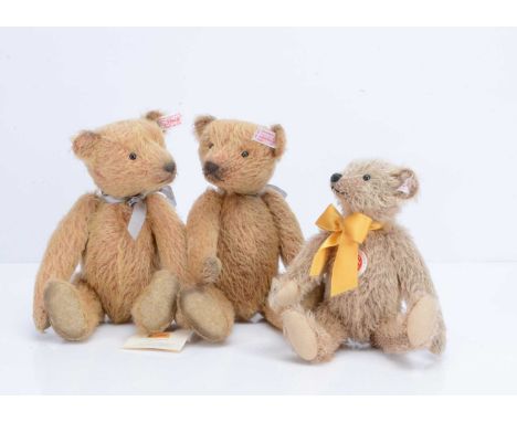 Three Steiff  limited edition teddy bears,  two Appolonia Margarete teddy bear, 125 years anniversary,  3231 and 4344 for the