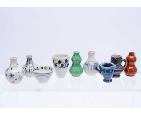 Five post-war Rye pottery dolls’ house vessels,  four vases and a bowl —1 ½in. (4cm.) high (one slight chip to bowl); two gou