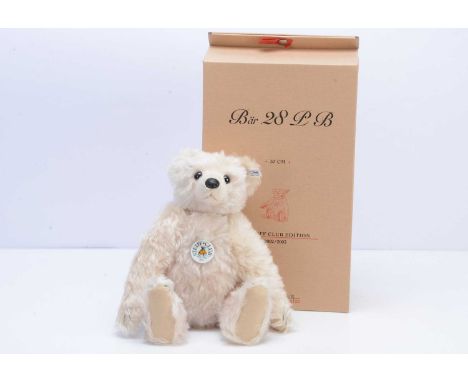 A Steiff limited edition Bär 28 PB  Steiff Club 2002 teddy bear,  modelled after the Bear 55PB, with white mohair and sealing