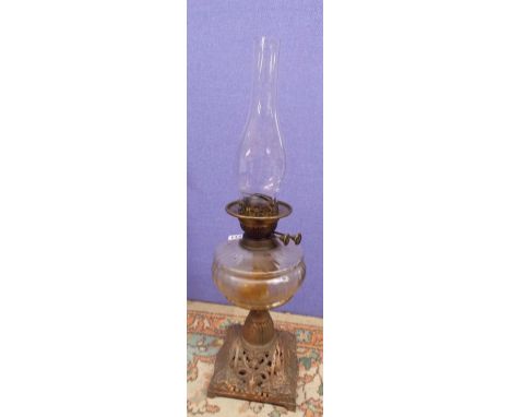 VICTORIAN GLASS OIL LAMP