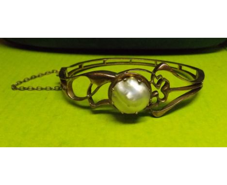 9CT ROSE GOLD AND PEARL BANGLE