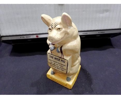 Cast iron The Wise Pig money box, H: 15 cm. UK P&amp;P Group 1 (£16+VAT for the first lot and £2+VAT for subsequent lots)
