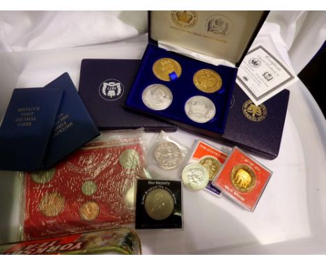 Mixed coin sets, mostly UK. UK P&amp;P Group 1 (£16+VAT for the first lot and £2+VAT for subsequent lots)