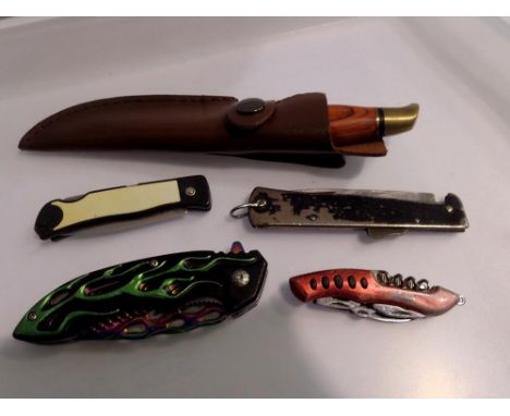 Five mixed folding knives and a sheath knife. UK P&amp;P Group 1 (£16+VAT for the first lot and £2+VAT for subsequent lots) 