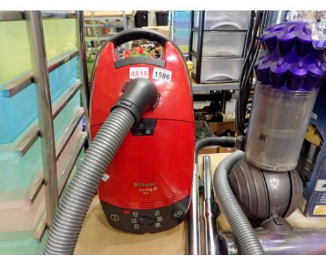 Miele 'Cat &amp; Dog Plus, vacuum cleaner, working. All electrical items in this lot have been PAT tested for safety and have
