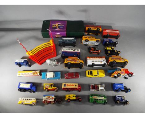 Corgi, Matchbox, Lledo - In excess of 30 predominately unboxed diecast model vehicles and accessories in various scales. Lot 