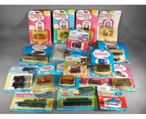 ERTL - 19 carded Thomas The Tank Engine &amp; Friends diecast and plastic model vehicles by Ertl. Lot includes 4605 Limited E