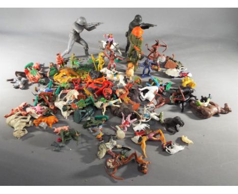 Timpo, Lone Star, Cherilea, Marx - A collection of unboxed plastic toy soldiers and figures in various scales, from a variety