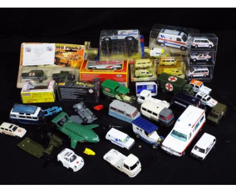 Dinky, Corgi, Cararama, Matchbox and others - Approximately 30 predominately unboxed diecast and plastic model vehicles in se