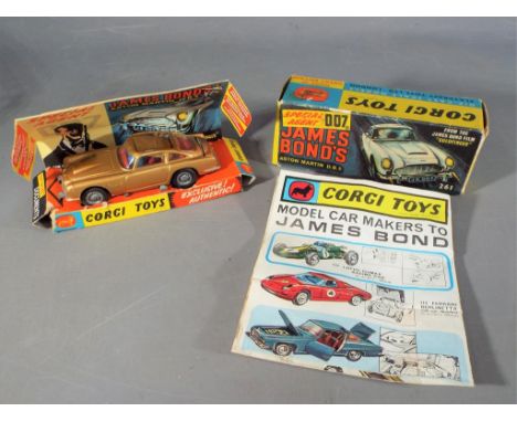 Corgi Toys - A boxed 261 Corgi Toys James Bond Aston Martin DB5. The model appears to be Good overall condition with some dam