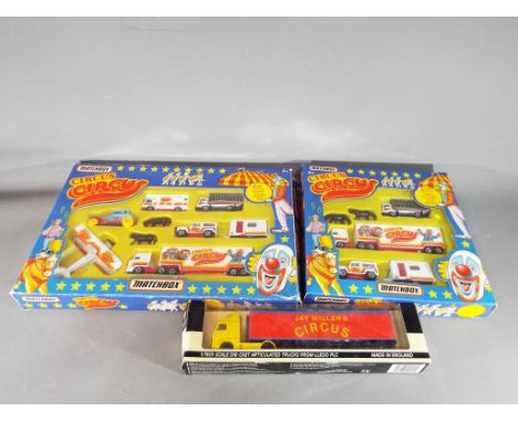 Matchbox - Two boxed Matchbox Circus Circus sets comprising # MC803 and # MC804 and a boxed 1:76 scale diecast truck from the