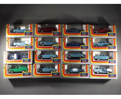 Agat USSR - Sixteen 1:43 scale diecast model motor vehicles by Agat contained in original window boxes. Models appear M in E 