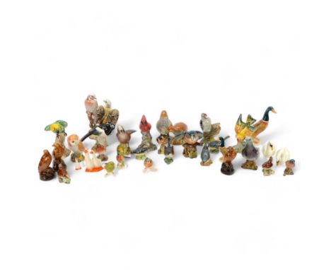 Large collection of Beswick birds, Beswick Geese 820 and Gosling 821, Pigeon 1383, Mallard duck 756, Turtle Doves 1022 etc 