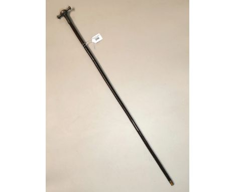 Unusual early 20th century silver mounted handled swagger/walking stick. (B.P. 21% + VAT).&nbsp;Length - 81cm approx.