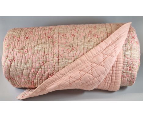 Vintage pink ground paisley floral quilt/throw. 206x180cm approx. (B.P. 21% + VAT) Overall appearing in used but reasonable c