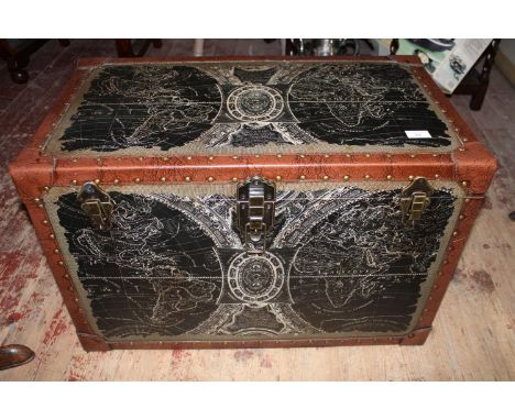 A good quality modern storage trunk 70x40xh46cm Collection Only 