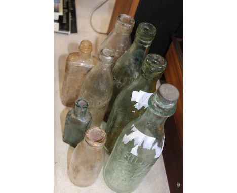 A collection of antique &amp; vintage bottles 