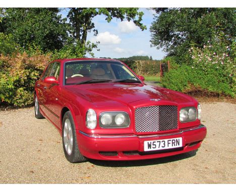 The Arnage replaced derivatives of the long-serving Mulsanne during 1998 and was initially powered by a DOHC 4.4-litre BMW en