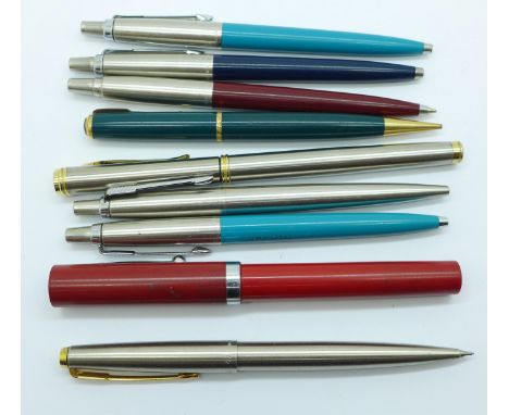 Pens including Parker, Sheaffer and a pencil 