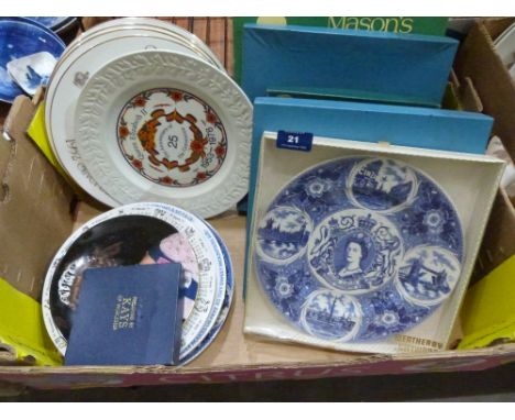 A Royal Doulton Tumbling Leaves pattern part dinner and tea service and a collection of Royal Commemorative plates