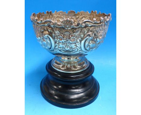 A late 19th century silver rose bowl with ornate scrolled border and repoussé decoration, Sheffield 1898, 11 oz.,