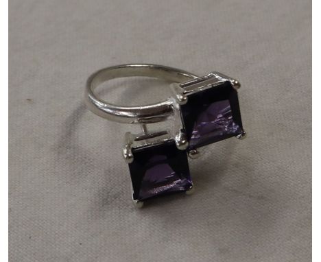 Silver amethyst ring