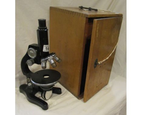 Cased Ernst Leitz Wetzlar microscope
