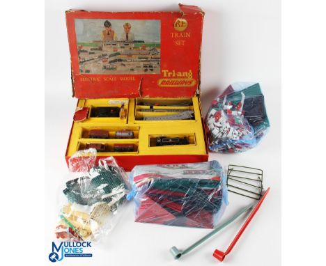 Period Toys to include a Tri-ang RE train set - in well used condition, a selection of Bako parts, a super soccer game by Too