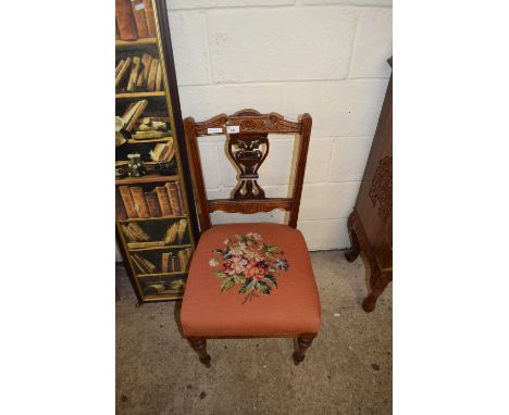 LATE VICTORIAN SIDE CHAIR WITH TAPESTRY UPHOLSTERED SEAT