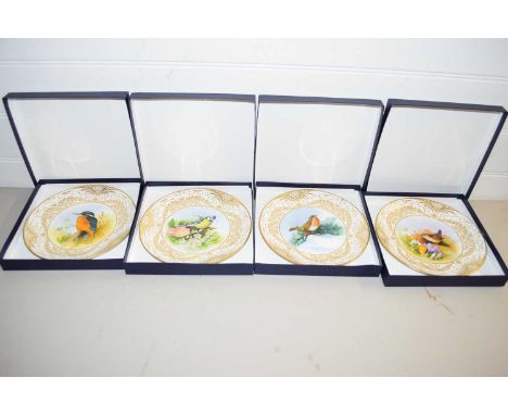 FOUR MODERN ROYAL WORCESTER COLLECTORS PLATES DECORATED WITH BRITISH BIRDS AND GILT DETAIL