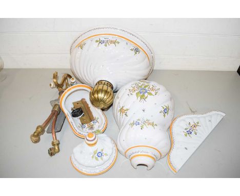 SMALL FLORAL DECORATED CERAMIC HAND BASIN AND ACCOMPANYING ACCESSORIES