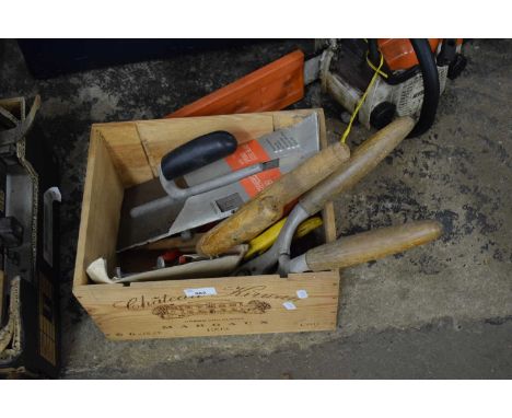 WOODEN WINE BOX CONTAINING VARIOUS TOOLS