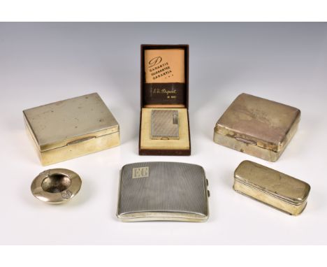 A George V silver engine turned cigarette case and other smoking related collectables, W. T. Toghill &amp; Co., Birmingham 19