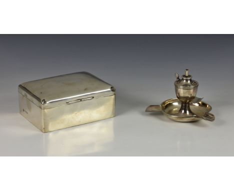 An unusual Edward VII silver combination table lighter and ashtray, Robert Pringle &amp; Sons, Chester, 1902, of circular for