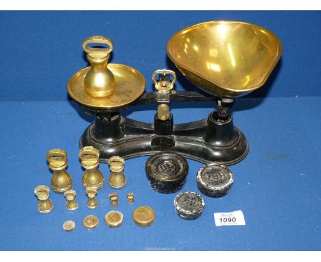 A set of Salters No. 56 scales plus various weights.