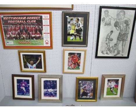 Nottingham Forest 1998-9 Team Print, signed by Dave Bassett. Zidane, Rooney, Gerrard, Jagielka and other football prints and 