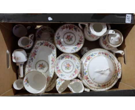 A good collection of Royal Grafton Malvern dinnerware to include tureens, plates, saucers, small teapots etc (34)