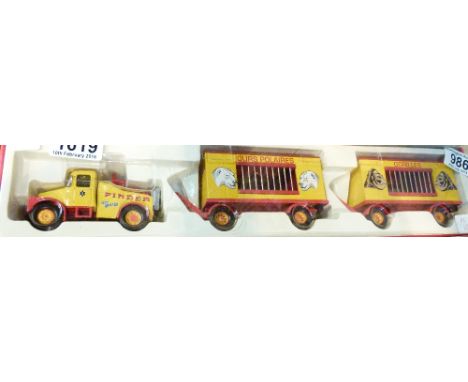 CORGI CIRCUS VEHICLE. Corgi diecast highwayman including trailers etc in boxed condition